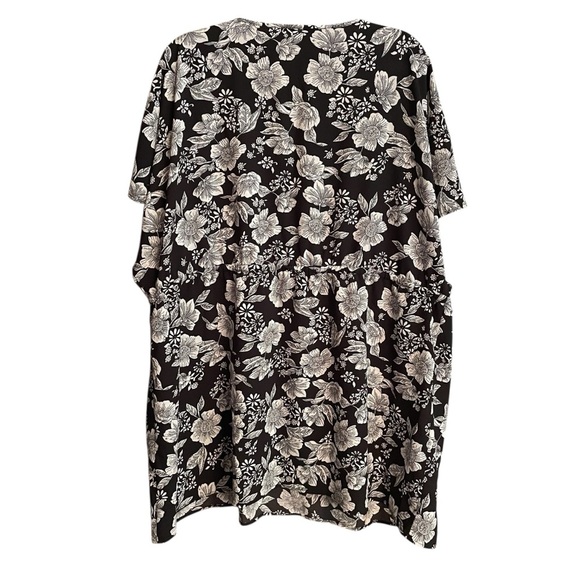 Mario Serrani Italy Black White Floral Swim Cover/Top/Kimono- Size XXL V-Neck - Picture 4 of 8